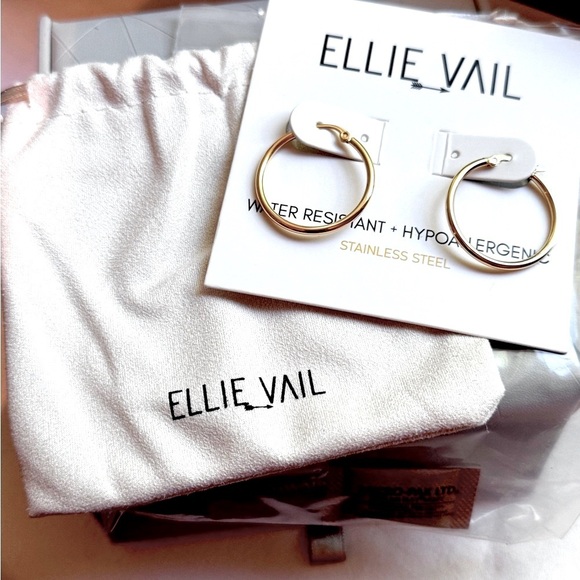 ⚡️Stunning Brand New Ellie Vail Laurette Medium Hoop Earrings ⚡️ - Picture 2 of 15
